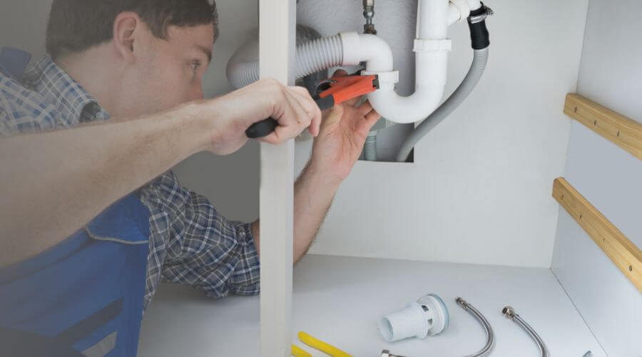 Expert burst pipe repair services in Wales, ND